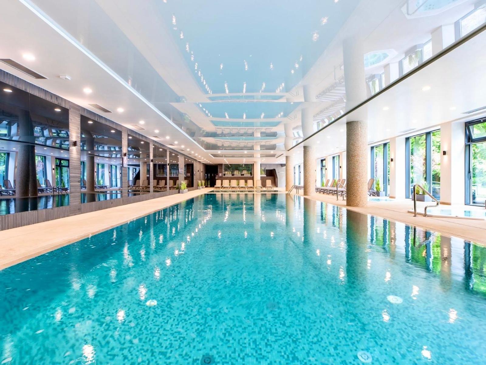 Faro Apartamenty Nadmorskie Tarasy Spa Przy Latarni I Molo Baseny, Sauny, Fitness I Parking W Cenie Kolobrzeg Exterior photo